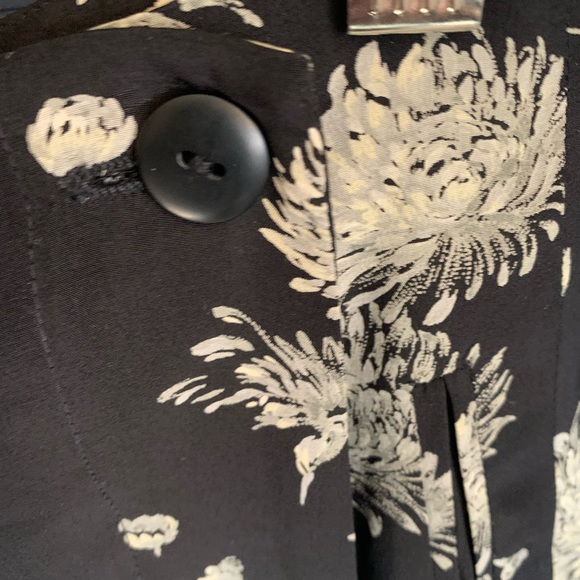 Long wrap around silk skirt - Picture 6 of 12